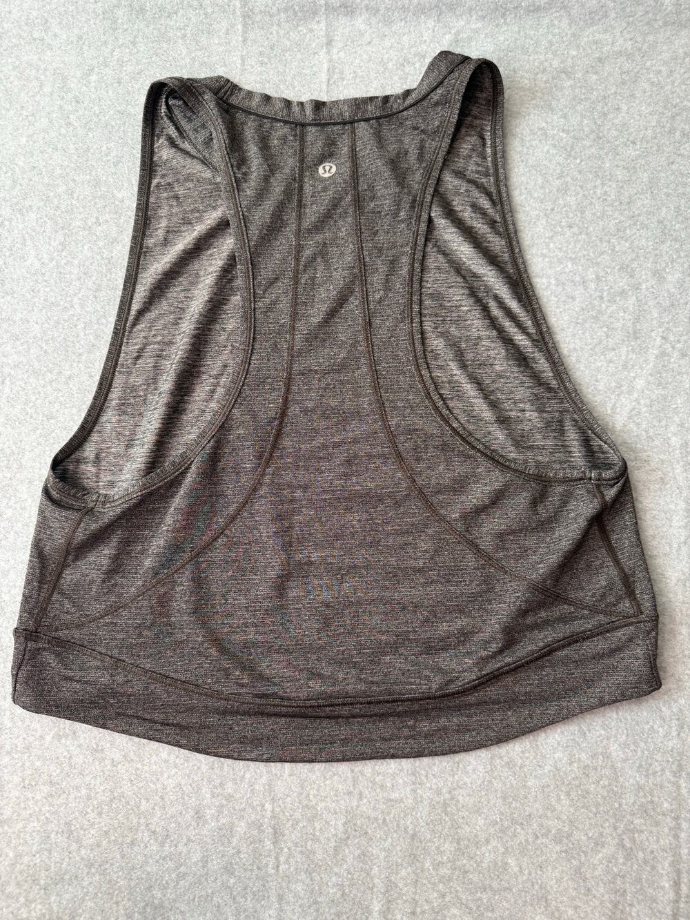 Lululemon crop tank